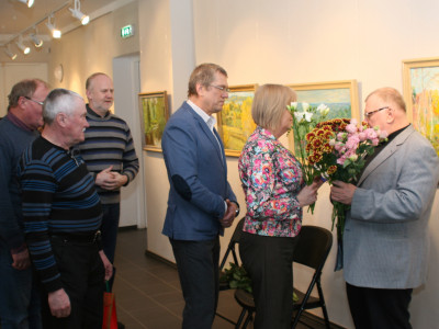 Exhibition of paintings by Māris Salmiņš, man from our district, in Alūksne Art School